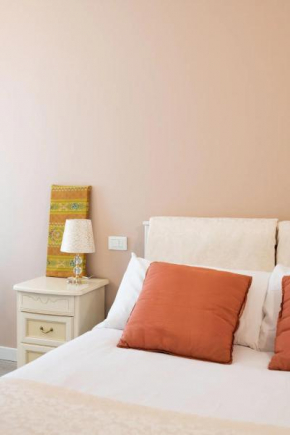 Venice Ivory room